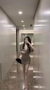 上海本地女教师！排卵期约小哥哥外滩吃喝玩乐，“做个运动消消食”